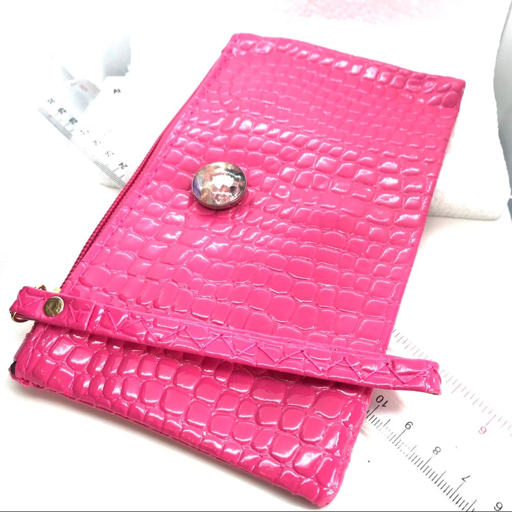 Clutch purse wristlet with Handmade 20mmSnap